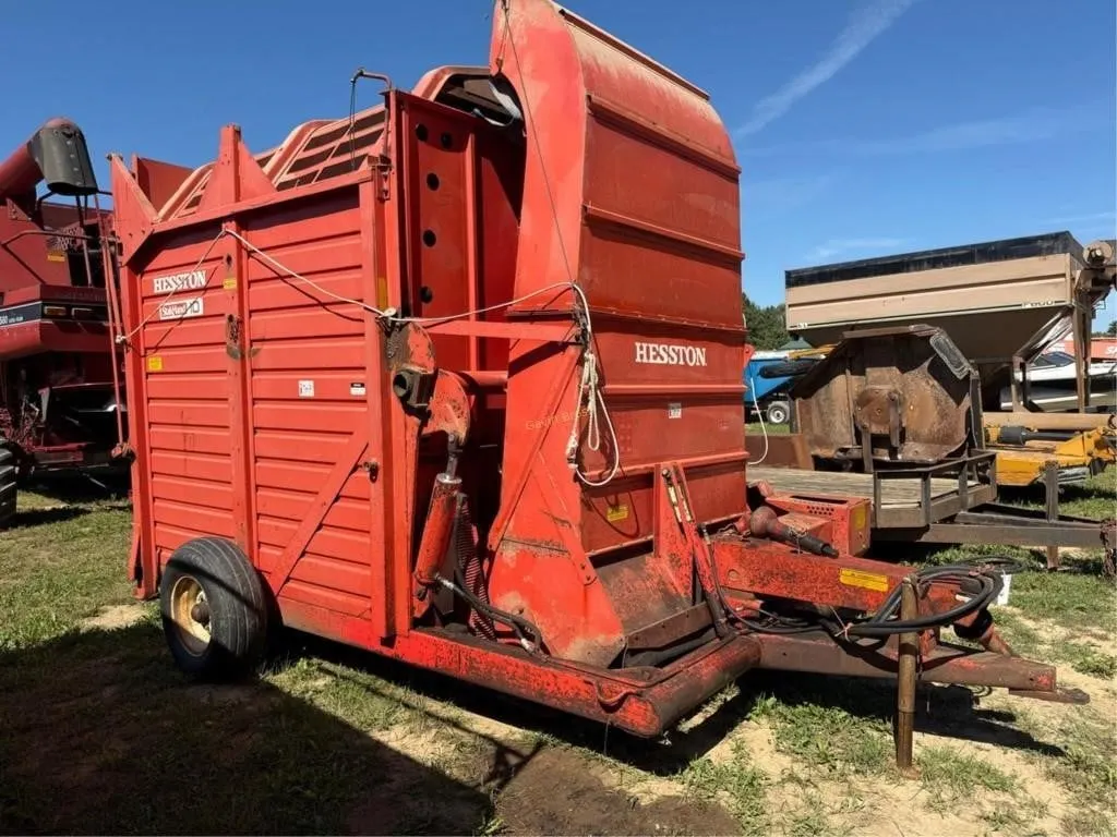 Hesston Stakhand 10 Stacker