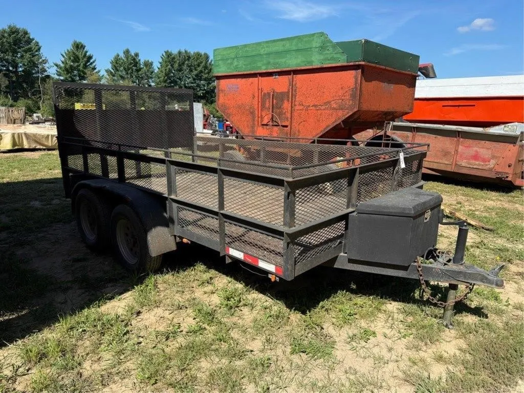 12'x6.5' Trailer with Ramp