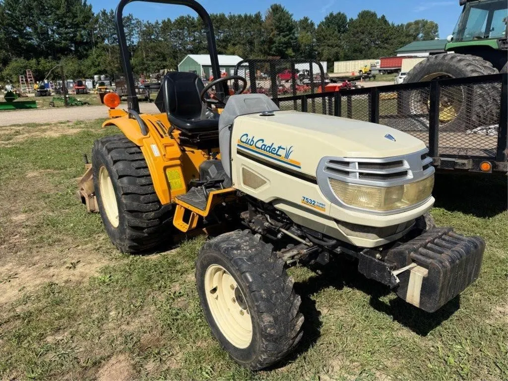 Cub Cadet 7532 Diesel Tractor with Mower