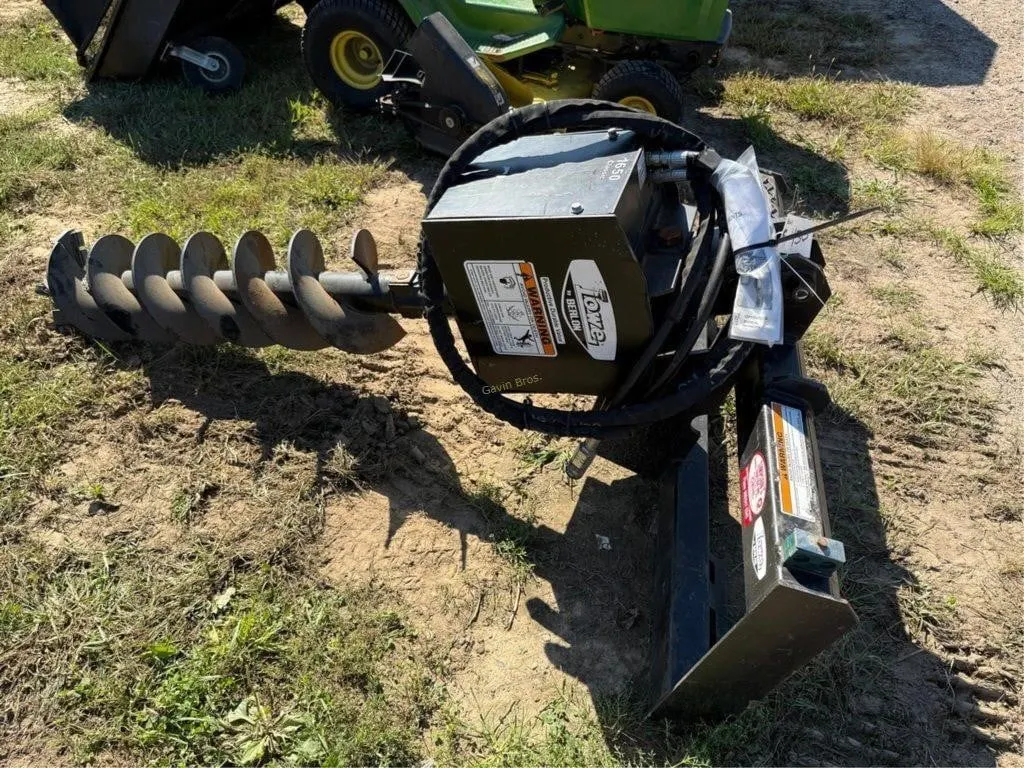 Lowe 1650 Classic Skidsteer Mount Auger