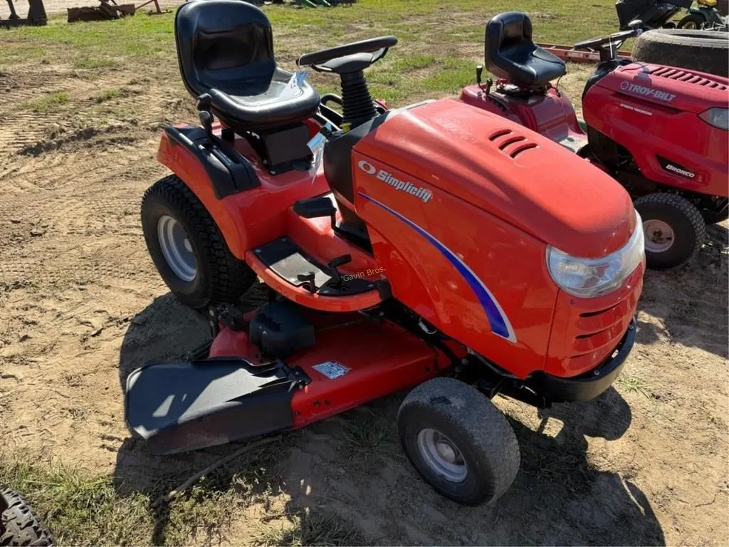 Simplicity Broadmoor Lawn Mower