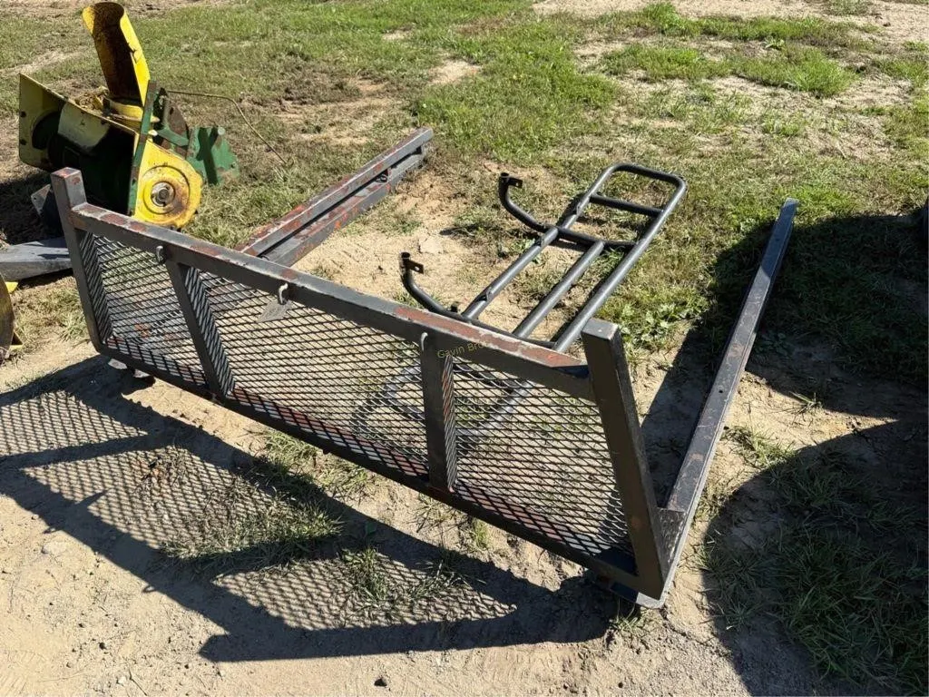 6.5' Headache Rack and Front Bumper