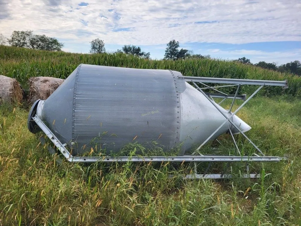 4 Ton Feed Bin- OFFSITE