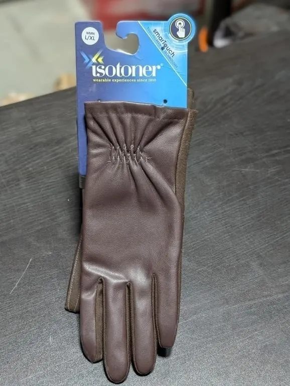 isotoner Women's Stretch Leather 2.5 Button Glove