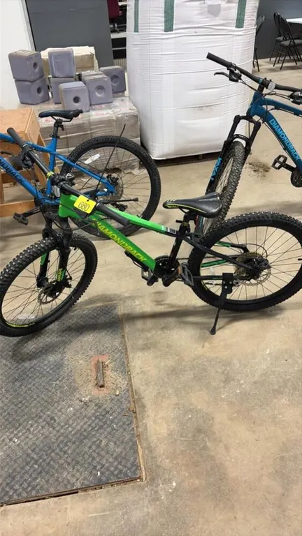 3- diamond back mountain bikes