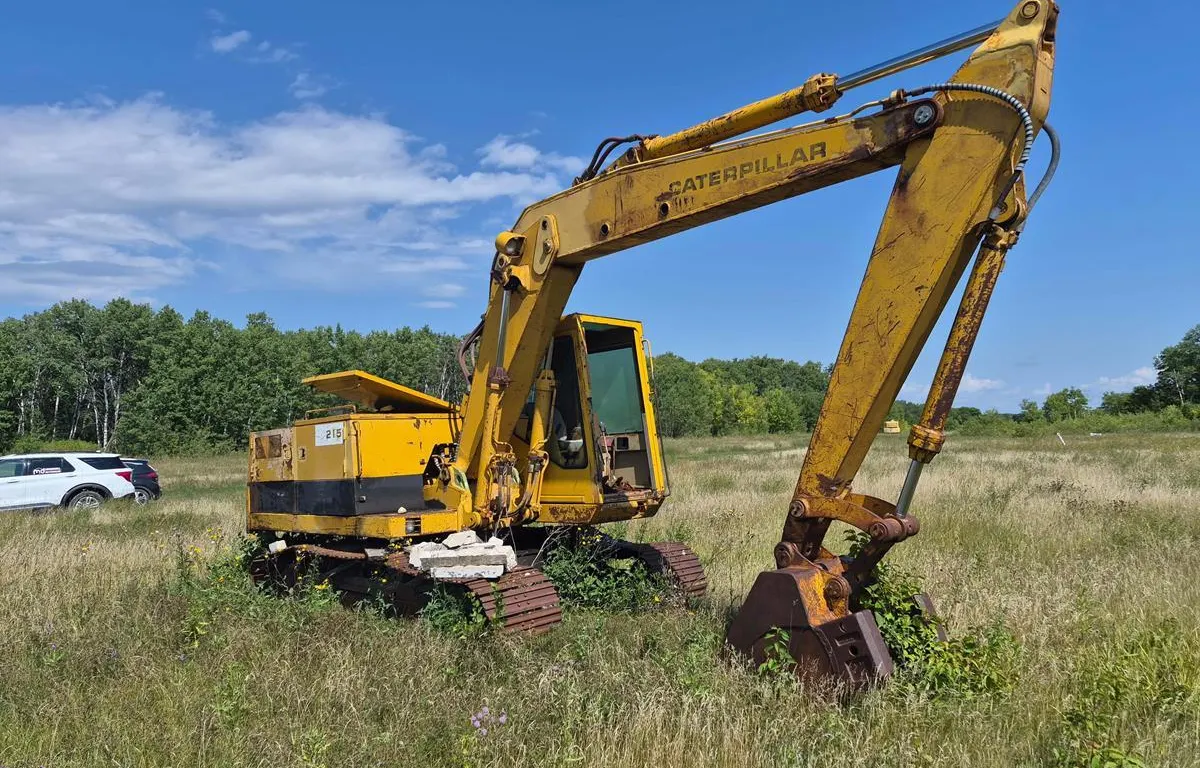 1979 Caterpillar 215 Crawler Excavator (Non-Runner)
UNRESERVED