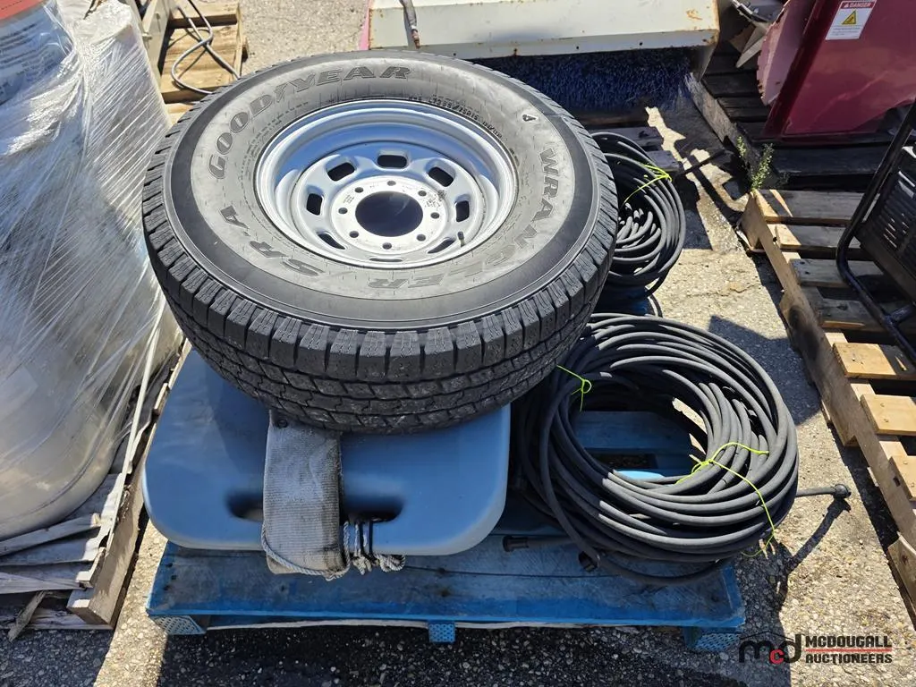 Tote-N-Stor Portable Waste Water Tank, 285/75R16 Tire & Hoses
UNRESERVED