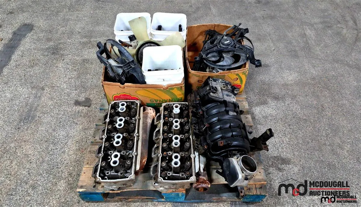 4.7L Dodge Ram Engine Heads, Intake Manifold & Upper Engine Parts
UNRESERVED