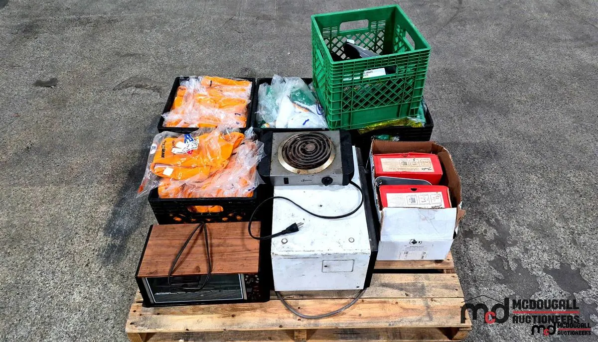 Hockey & Baseball Jerseys, Appliances & Boxing Gloves
UNRESERVED