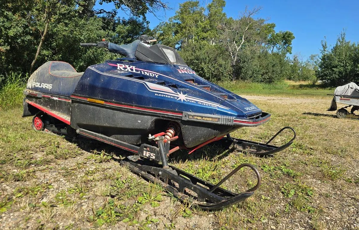1991 Polaris Indy RXL 650 EFI Snowmobile (Non-Runner)
UNRESERVED