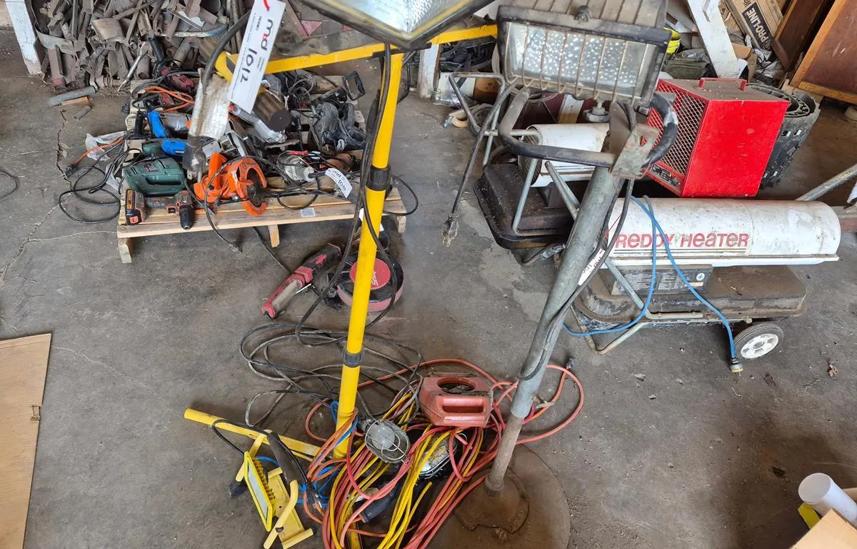 Assorted Work Lights, Cords
UNRESERVED