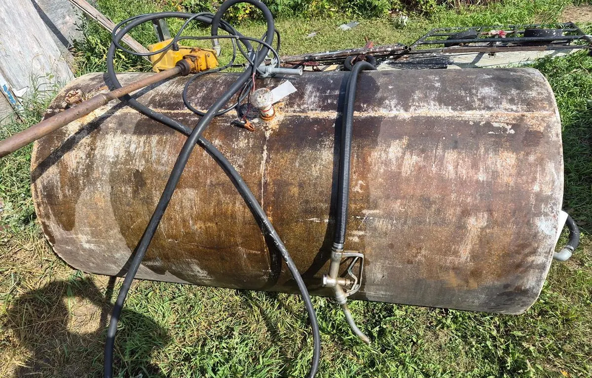 Diesel Fuel Transfer Tank with Pump
UNRESERVED