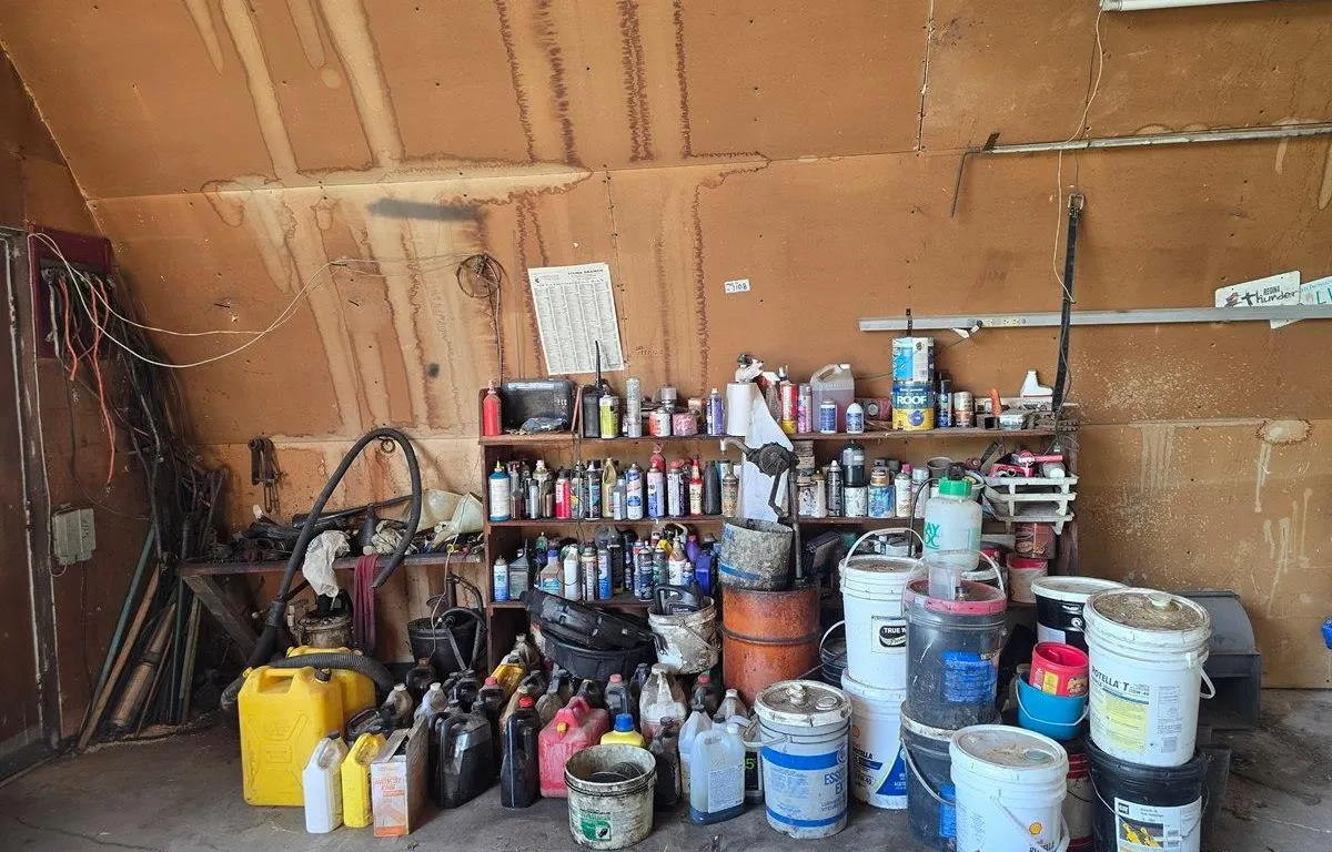 Assorted Shop Fluids, Paints and Supplies
UNRESERVED