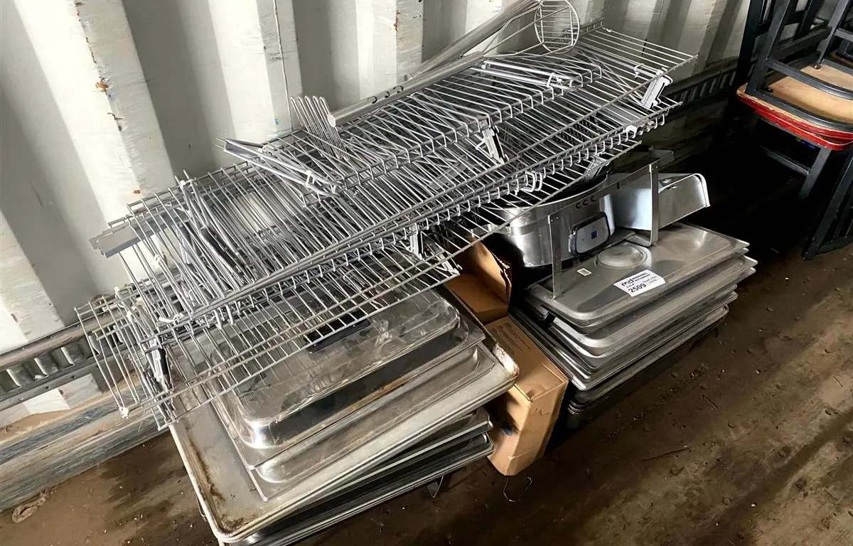Commercial Kitchen Equipment Assortment
UNRESERVED