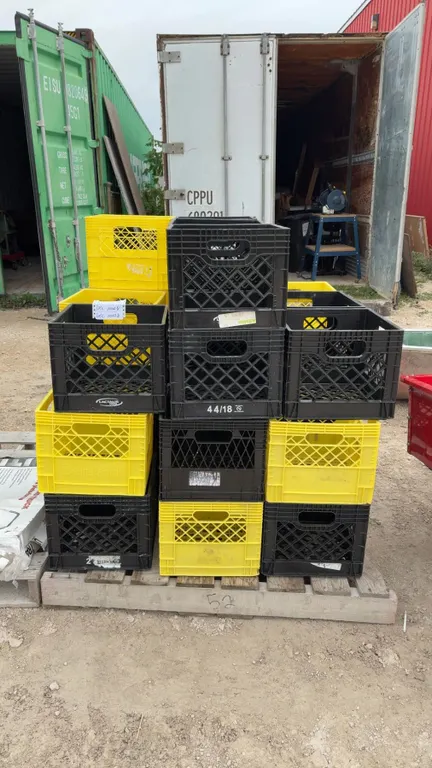 30 Milk Crates