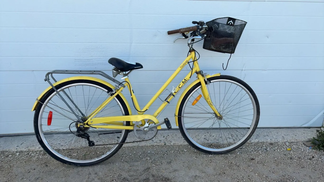 CCM Toulouse Step-Through City Variable Speed Bicycle with Front Basket, Rear Rack, Fenders and 2