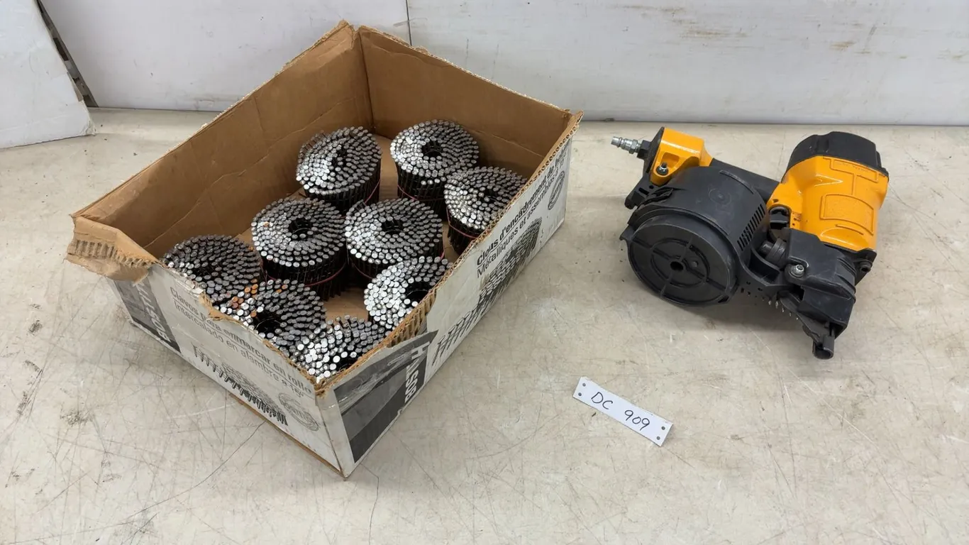 DeWalt DW450 Pneumatic Coil Framing Nailer with Box of Wire-Collated Full Round Head Nails
