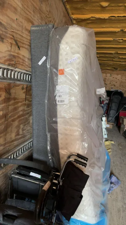 Sealy Stearns and Foster Arya Firm King Mattress and Box Spring