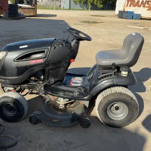 Craftsman YT 4000 Riding Lawn Mower with Briggs and Stratton 24 Horsepower Engine, Runs Good
