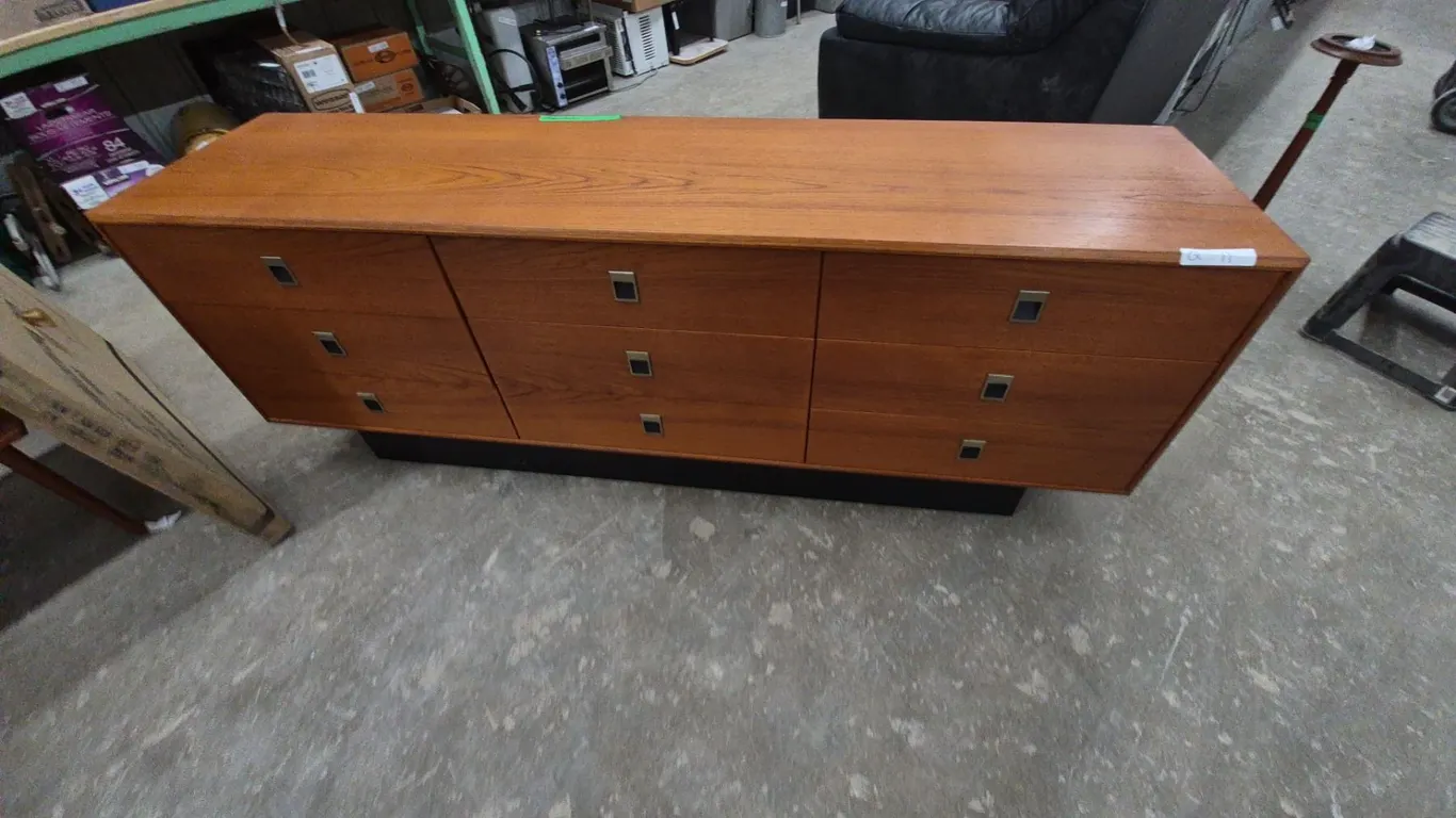 Mid-Century Modern Teak Dresser with 9 Drawers and Black Base 27”×72”×18”