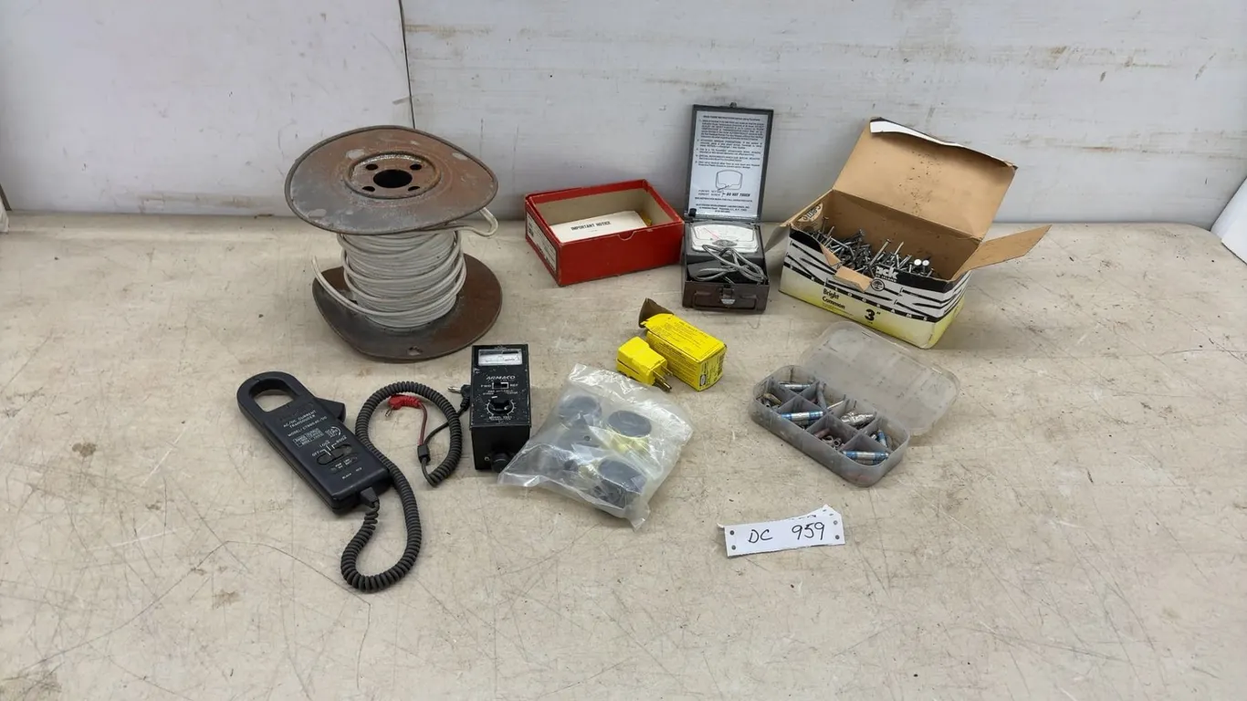 Armaco Model 8551 SWR and Field Strength Indicator, Partial Spool 14/2, 3” Common Nails