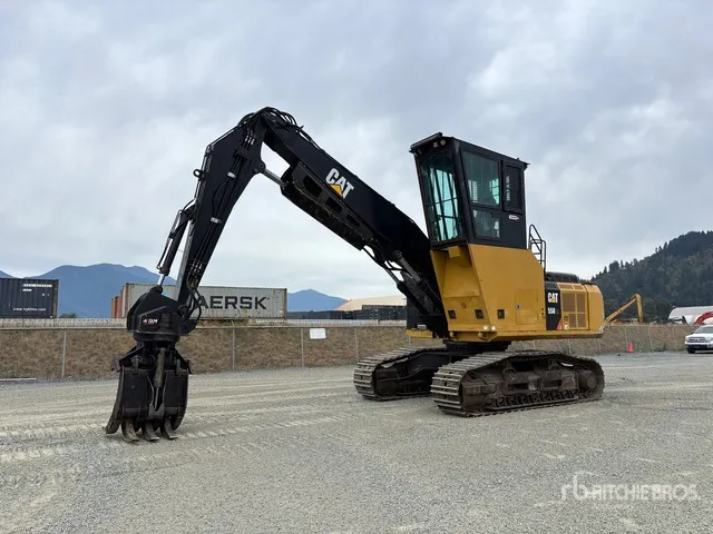 2017 Cat 558 Short Wood Log Loader
