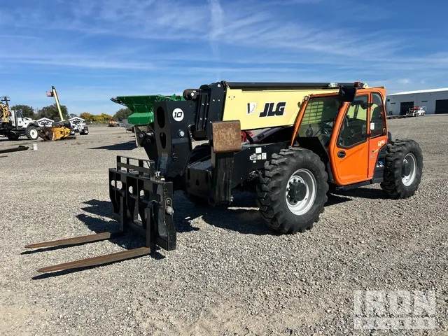 2022 JLG 1055 Telehandler