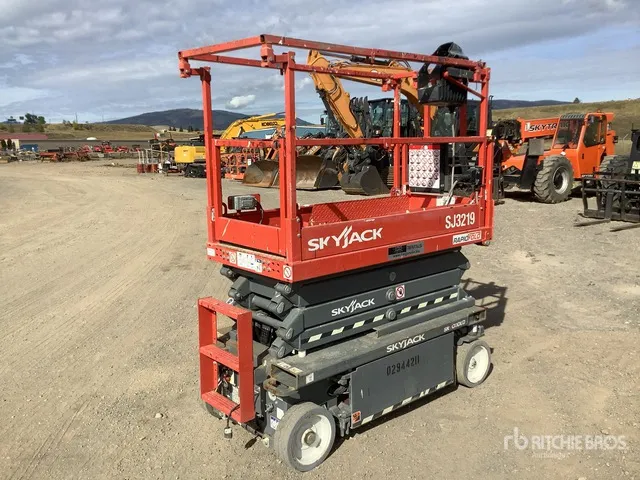 2021 Skyjack SJ3219 Electric Scissor Lift