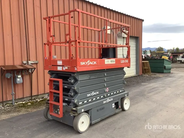 Skyjack SJIII4740 Electric Scissor Lift