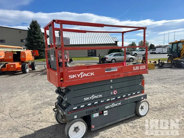 2016 Skyjack SJIII 3226 Electric Scissor Lift