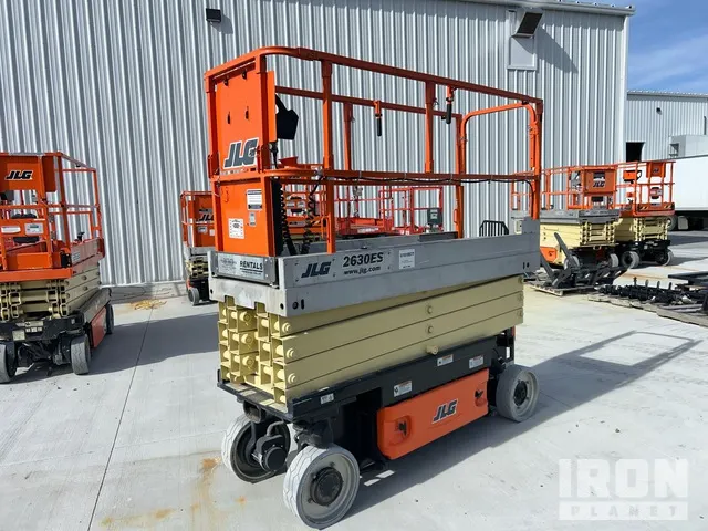 2013 JLG 2630ES Electric Scissor Lift