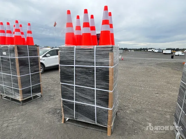 Quantity of (250) 2026 SELA TSC28 28 in Traffic Cones (Unused)
