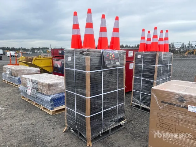 Quantity of (250) 2026 SELA TSC28 28 in Traffic Cones (Unused)