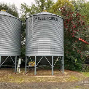 Westeel-Rosco 145 +/- 1650 bu 5 Ring Hopper Grain Bin