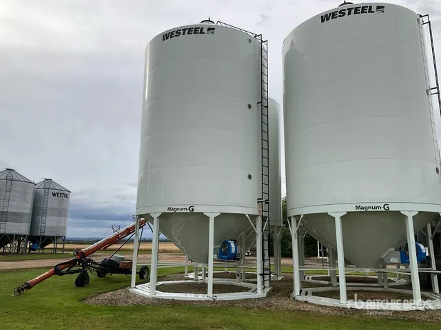 2017 Westeel 1620 Magnum-G +/- 4000 bu Smooth Wall Hopper Grain Bin