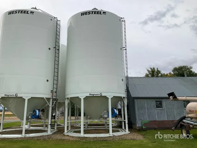 2017 Westeel 1620 Magnum-G +/- 4000 bu Smooth Wall Hopper Grain Bin