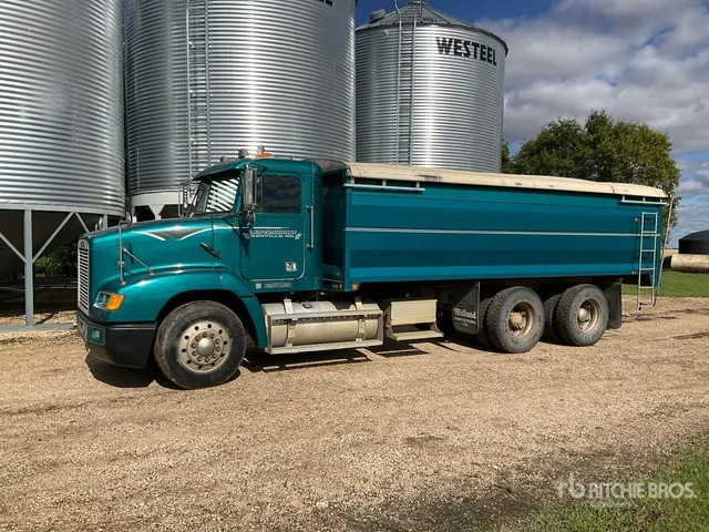 1995 Freightliner FLD112 6x4 Grain Truck
