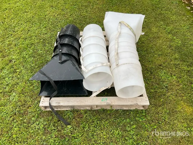 Quantity of (3) Auger Spouts