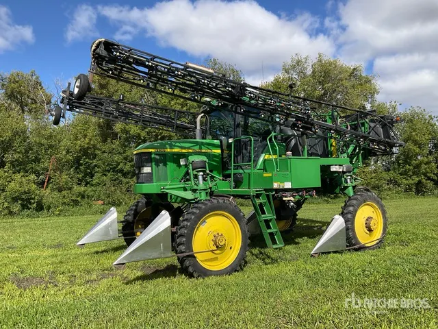 1999 John Deere 4700 90 ft 4x4 High Clearance Self-Propelled Sprayer