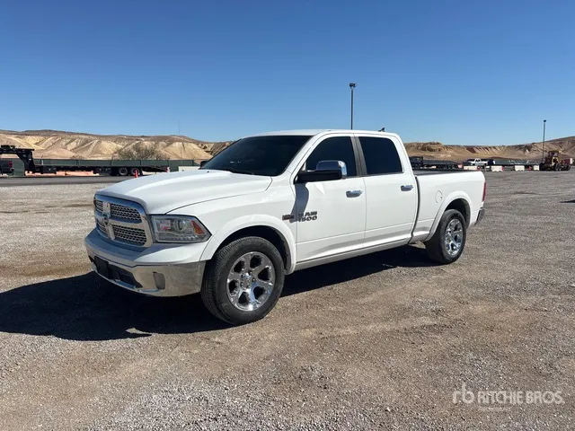 2014 Ram 1500 4x4 Crew Cab Pickup