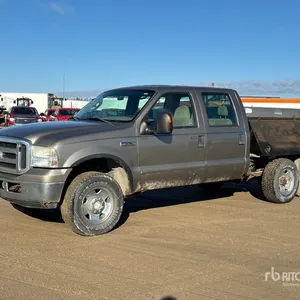 2007 Ford F-250 SD XLT Crew Cab Pickup