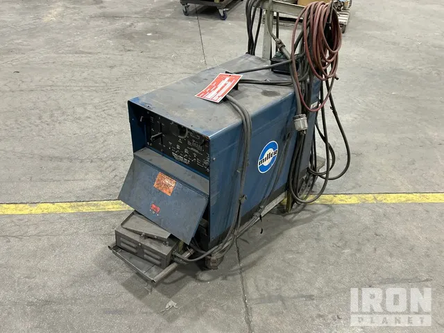 Miller Dialarc HF-P 250 A Multi-Process Electric Welder