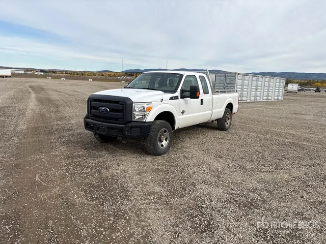 2014 Ford F-250 4x4 Extended Cab Pickup (Inoperable)