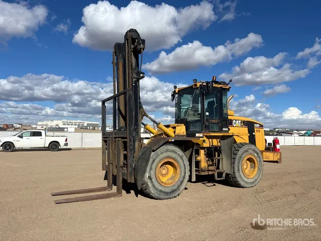 1999 Cat 938G Rough Terrain Forklift