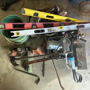 Levels, Ratchets, Wrenches, Jacks, Wrenches & Saw