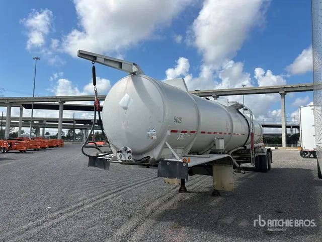 2012 West-Mark 8820 8820 gal T/A Tanker Trailer