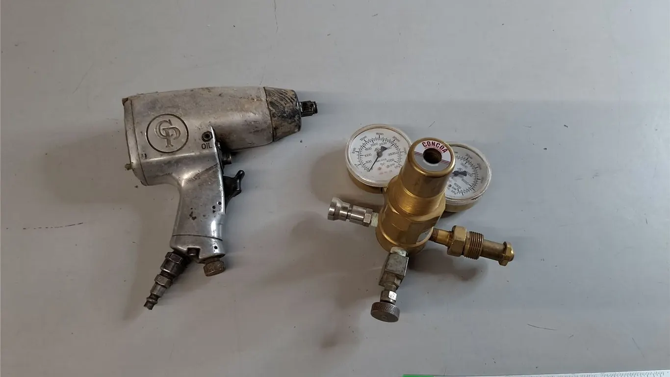 Pneumatic Air Impact Wrench, Gas Pressure Regulator