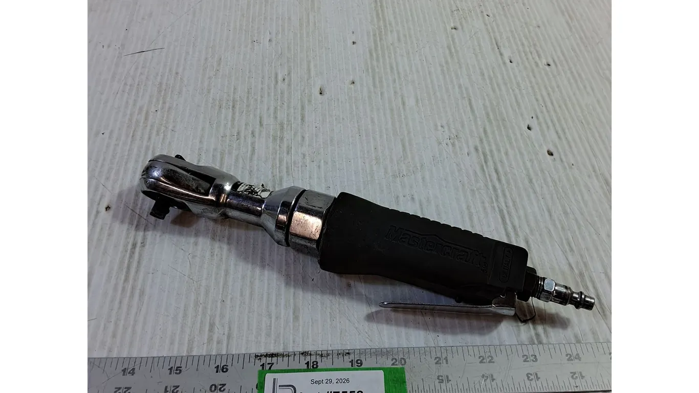 Mastercraft Air Ratchet Wrench