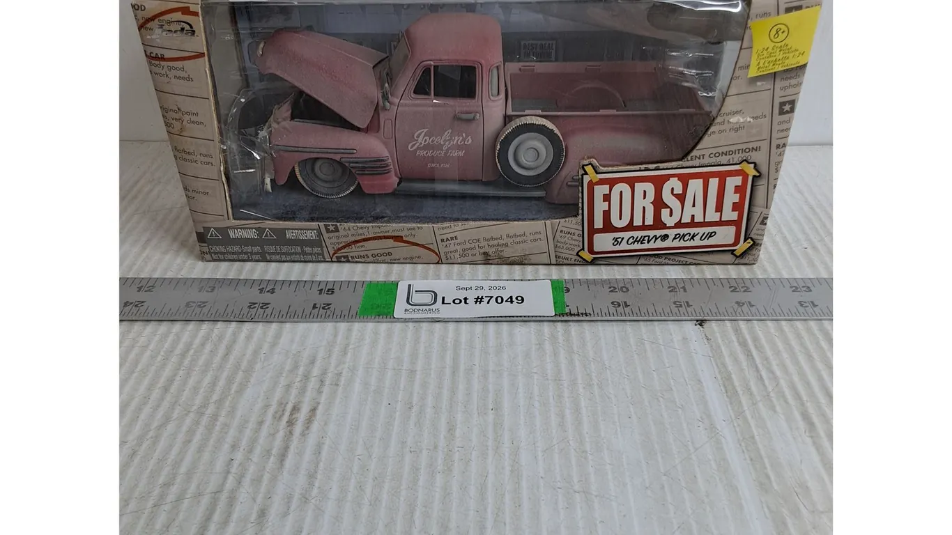 1:24 Die-Cast 1951 Chevy Pick-Up (NOS)
