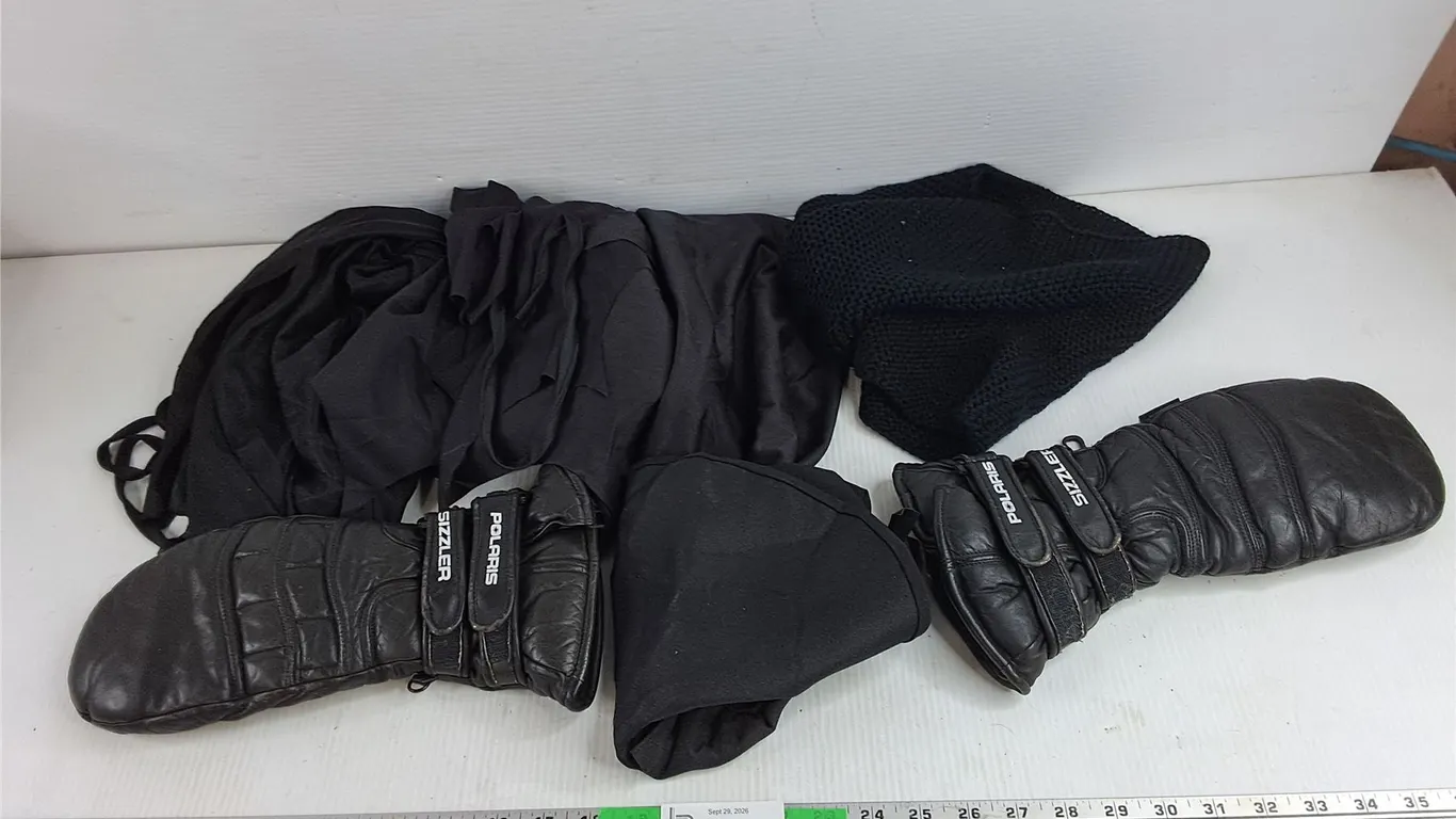 Robes, Scarf & Polaris Mittens